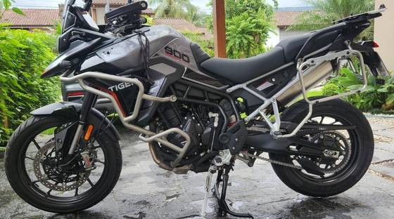 TRIUMPH TIGER 900 GT PRO TRIUMPH TIGER 900 GT PRO